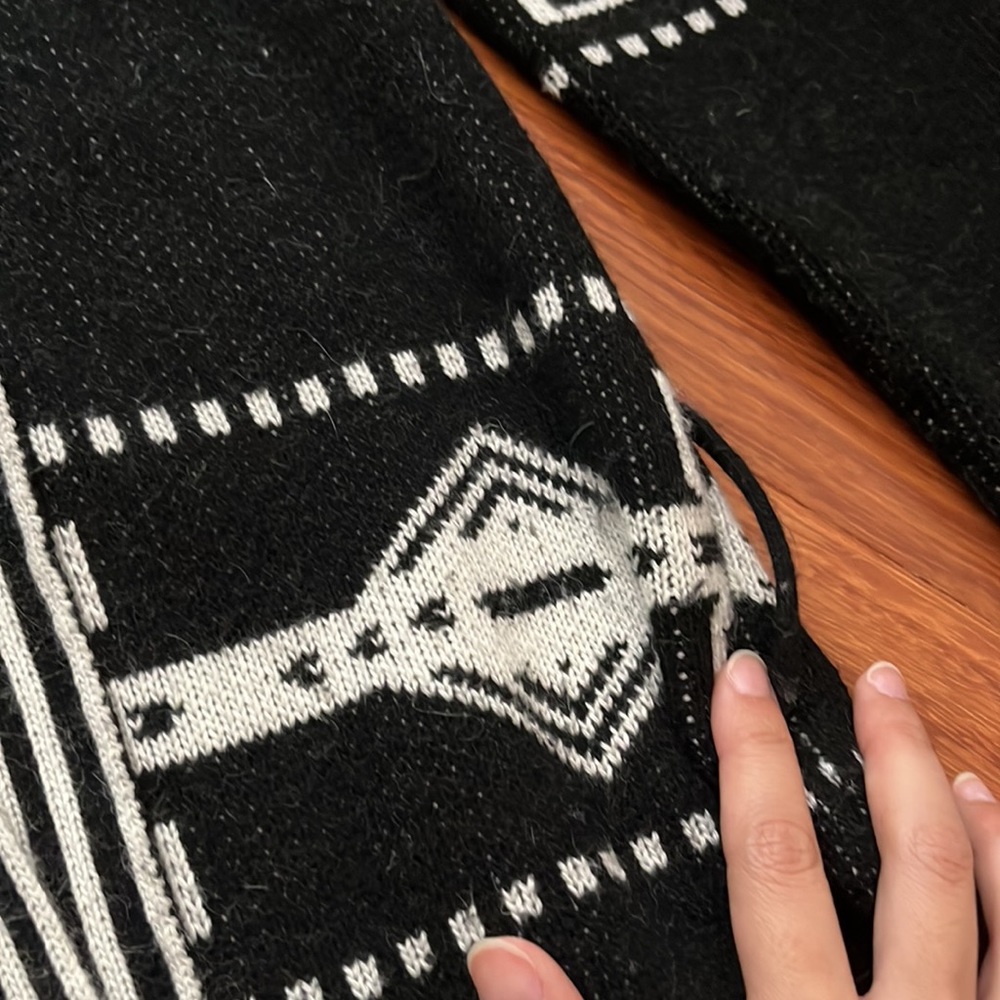 ✨HOST PICK✨ Brandy Melville Knit Cardigan with tribal print ‼️SALE‼️ - Picture 5 of 9